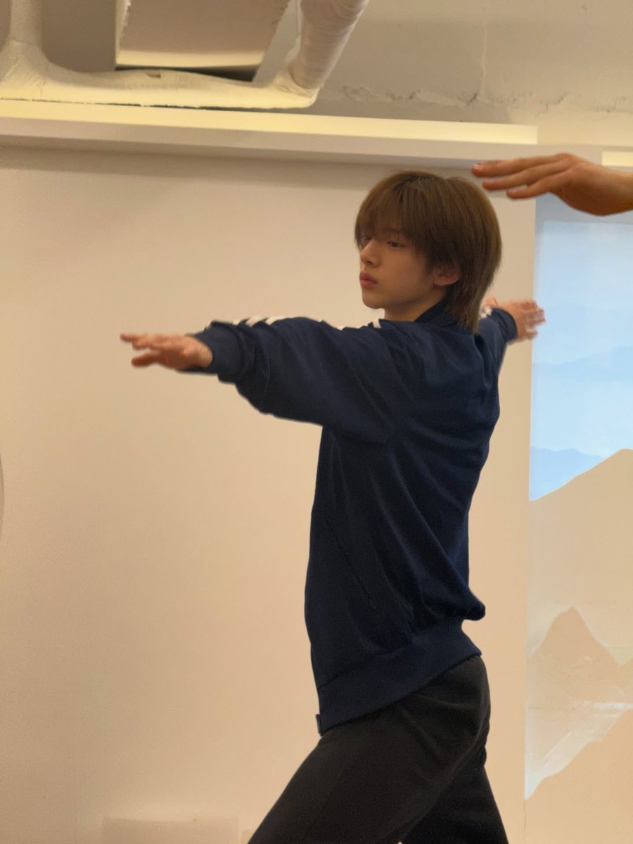 CORTIS CRAVE tweet media