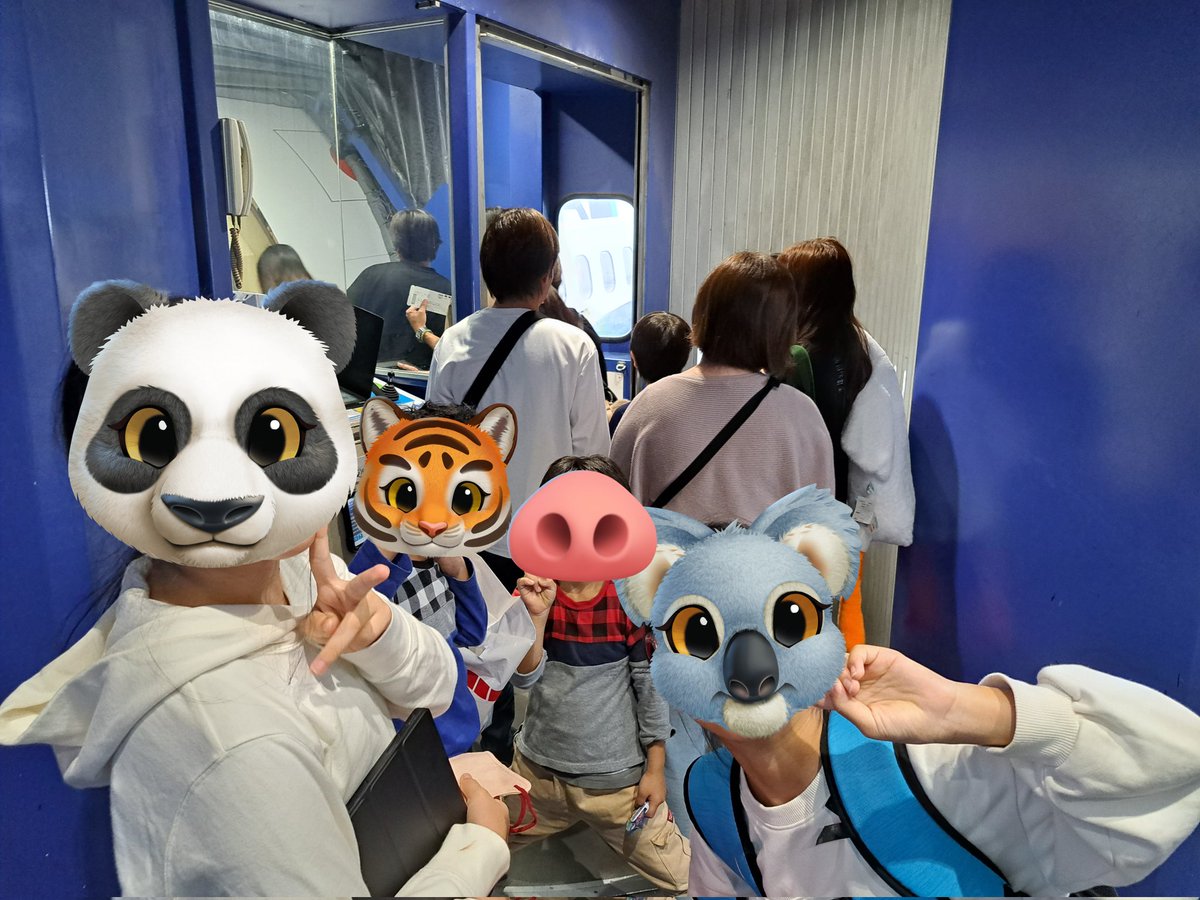 kskk_ai's tweet photo. 最後はめんたいパークで満喫✨
もちろんめんたいこ買うさぁーね❕
友達にも明大スナック買って帰ったよ～♪
次の旅行はいつかな！？楽しみです✨ https://t.co/X0bhJ6qpRP