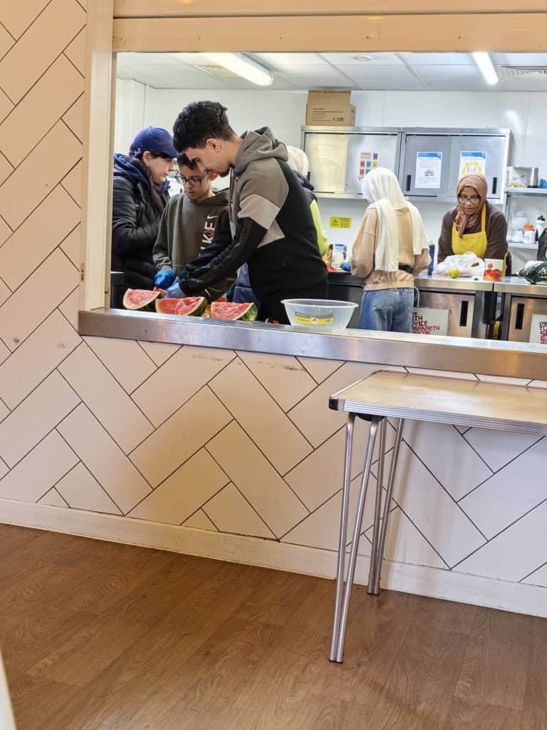 steps4change's tweet photo. Moments like this remind us that giving goes beyond food, it’s about connection, compassion, and community.
Would you join us in making a difference? 🤝
#Step4Change #CommunityImpact https://t.co/1goO4uB6QE