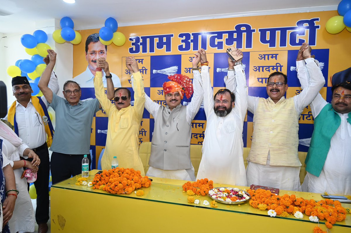 Jitender Singh Tomar tweet media