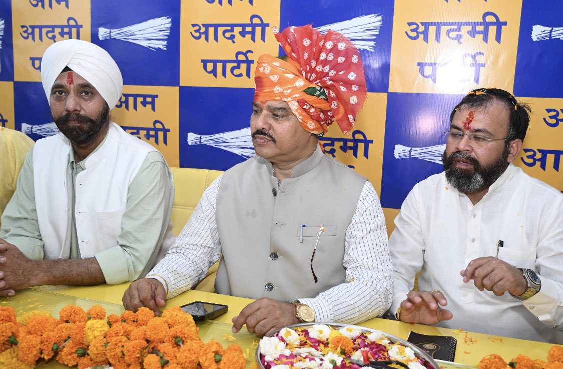 Jitender Singh Tomar tweet media