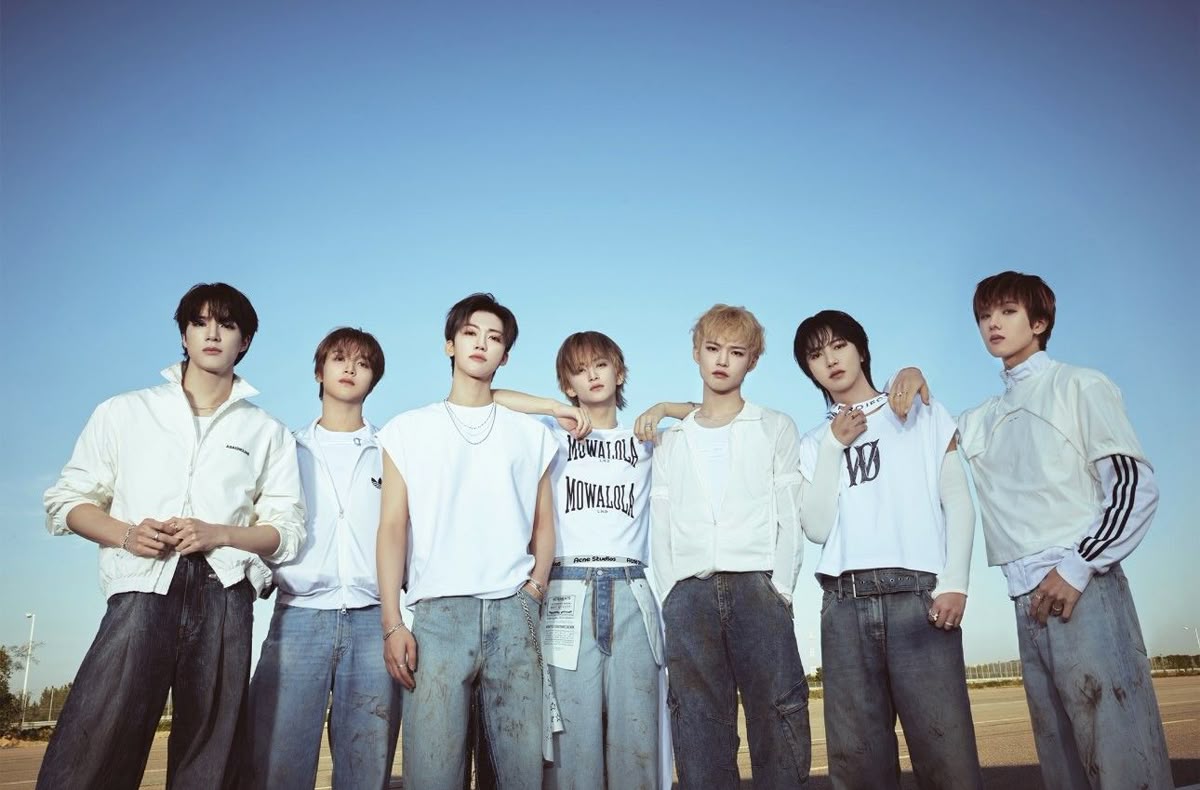 Dr. lolo 🍨renjun day !!! tweet media