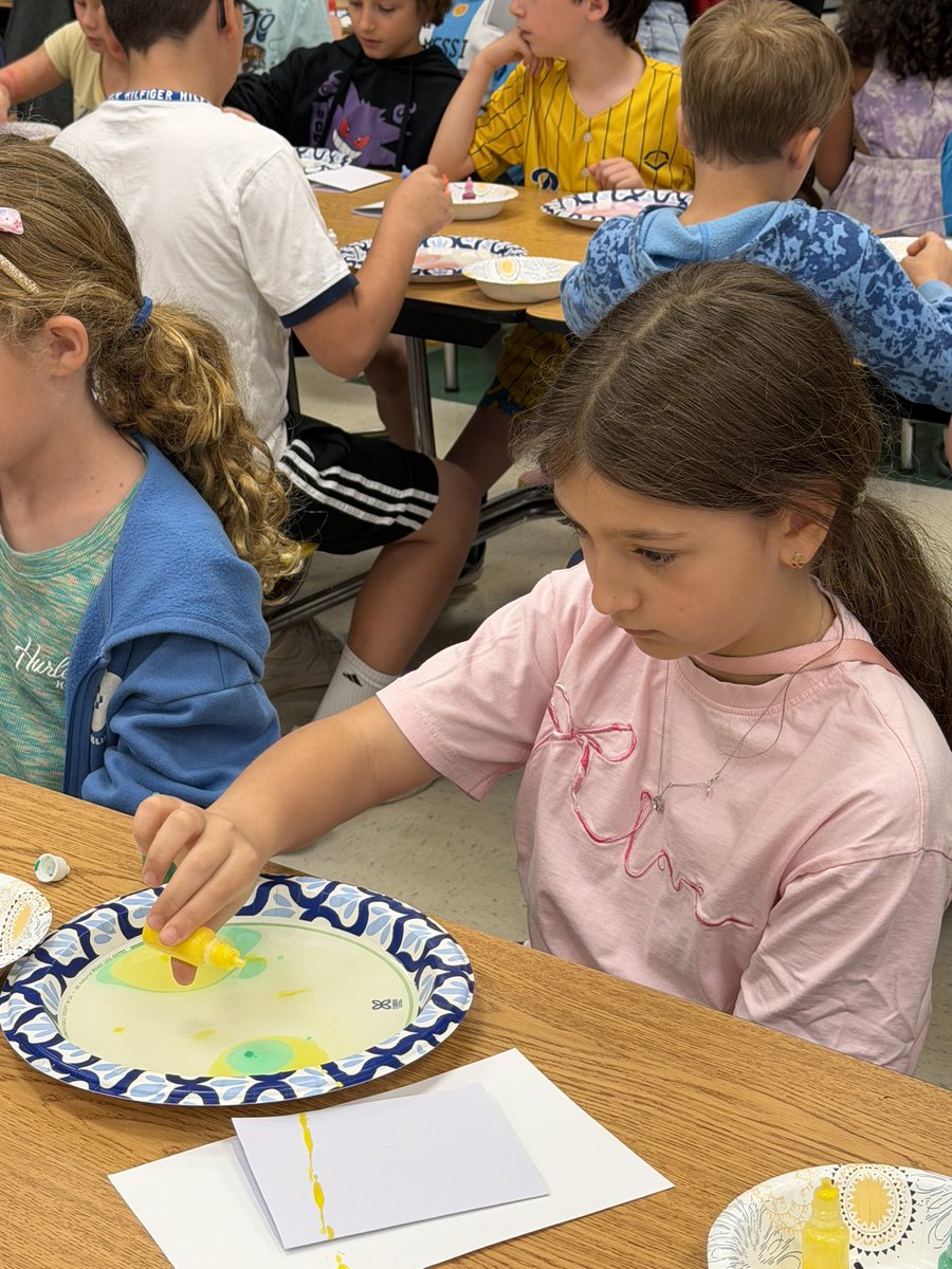 Mrs. Badal tweet media