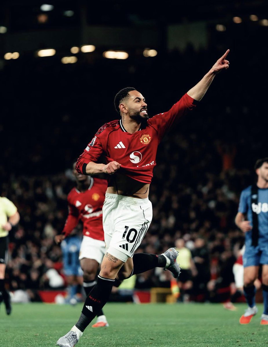 𝐅𝐚𝐧 𝟏𝟎 tweet media