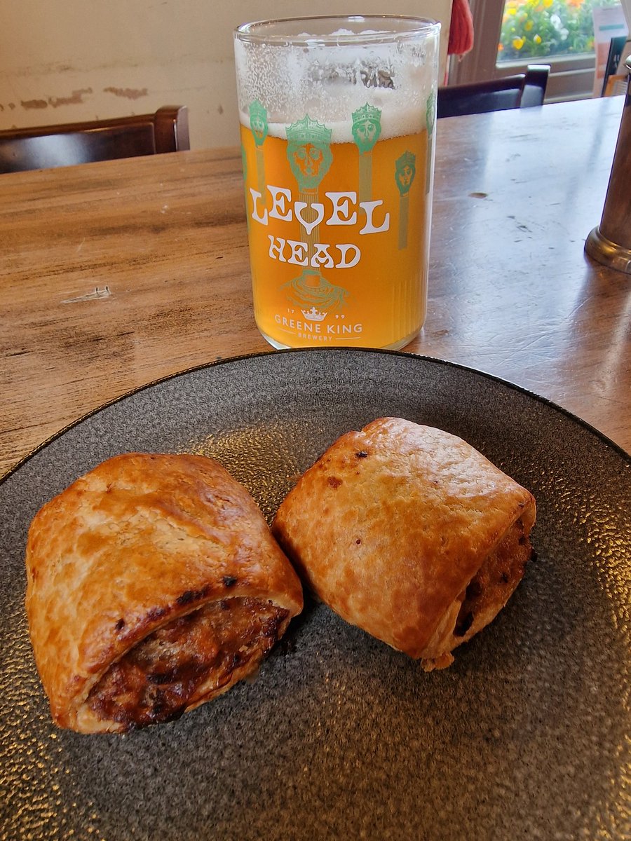 Mark Narrations tweet media