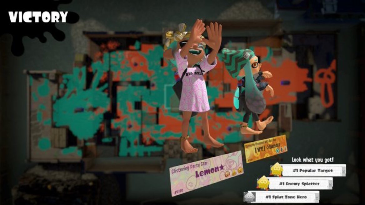 lunar 🐝🖤【VTUBER】✯ tweet media