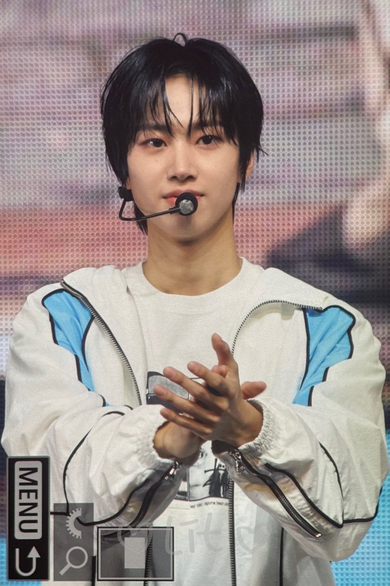 𝗹𝗶𝘁 tweet media