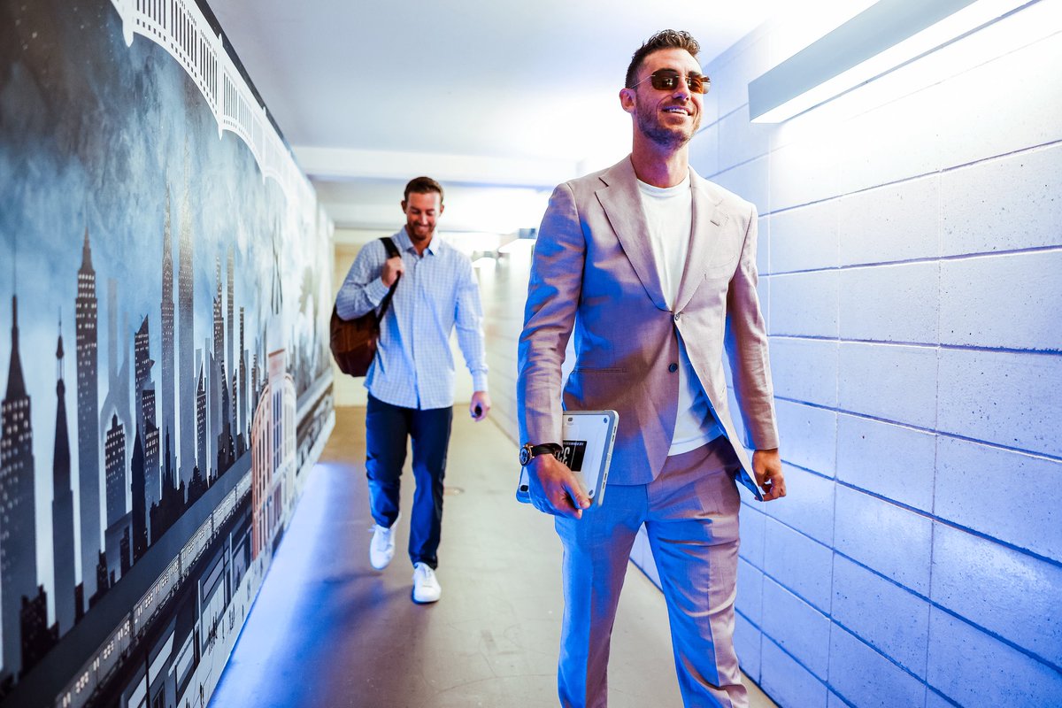 Yankees's tweet image. All Smiles for #OpeningDay at The Stadium 😊

#RepBX