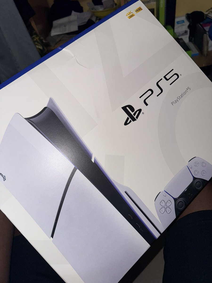 _michael_ox's tweet photo. Boyss!! we have successfully copped the ps5.. Sony didn’t get me

W’s in the fucking chat!! https://t.co/bxpAlHQrO1