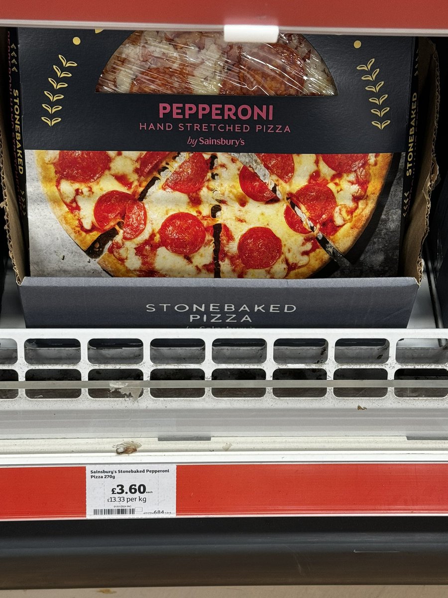 يوسف tweet media