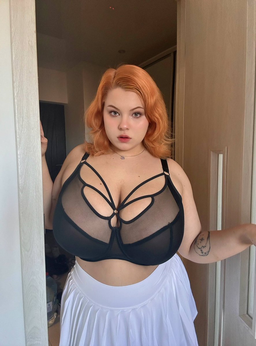 I also want to point out that I didn't have any wealthy patrons. None of my boyfriends were rich, taller than 175 cm, had an apartment, a car, or wealthy parents. Even in a restaurant, no one ever paid for me.
No one ever supported me, I never lived at someone else's expense.