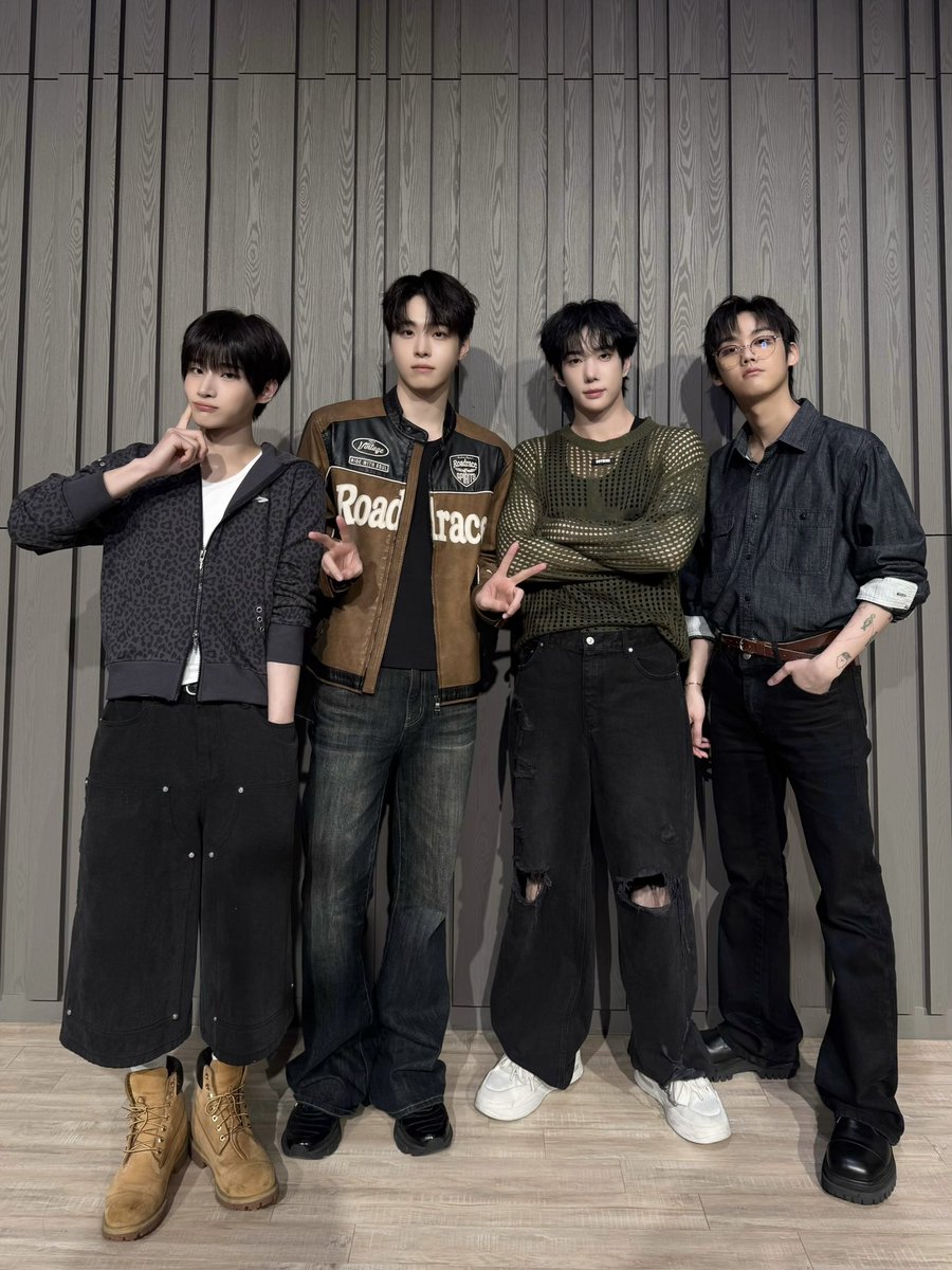 ONE PACT tweet media