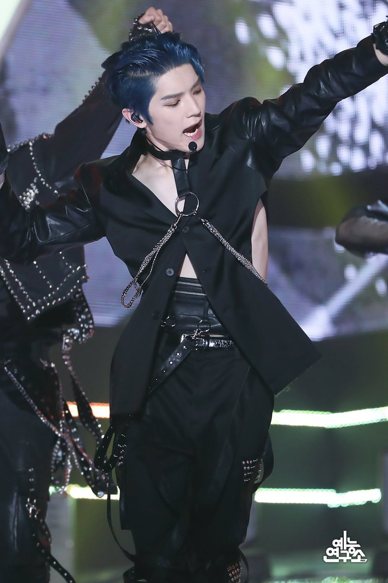 갑자기 왜 이날 직캠 안 줬냐고 개큰호통 치고 싶어짐