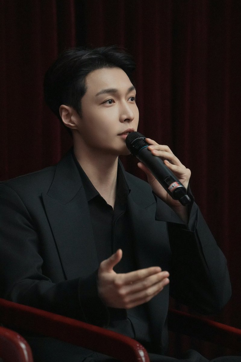 兴泰妃🇹🇭 ZhangYixing Thailand 🐚 tweet media