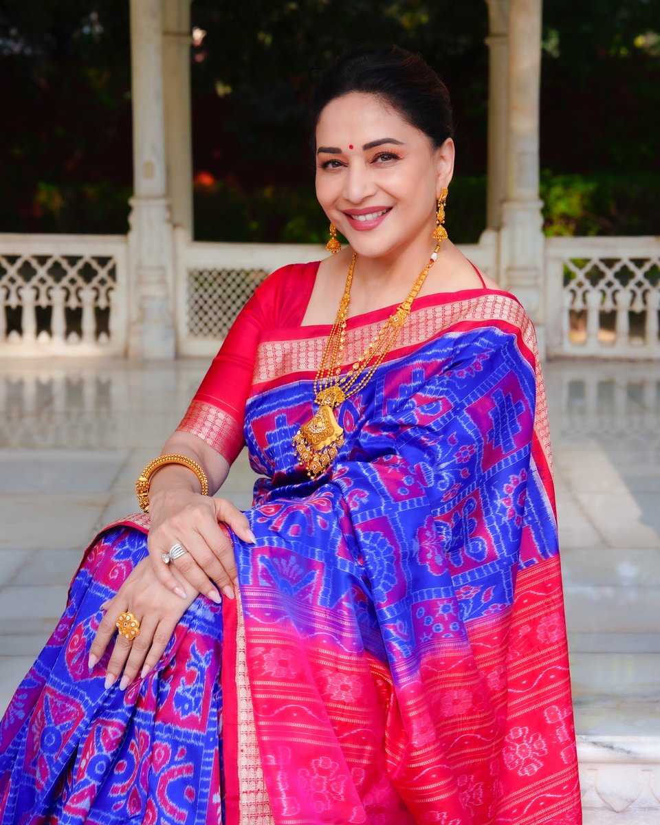 Madhuri Dixit Nene tweet media