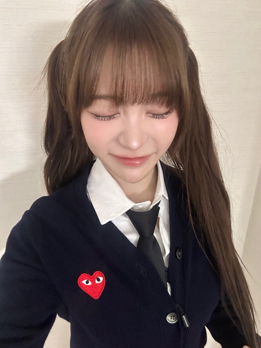 양갈래쥰내예뻐서울고싶어....
아부러워......부러워서배아파..............