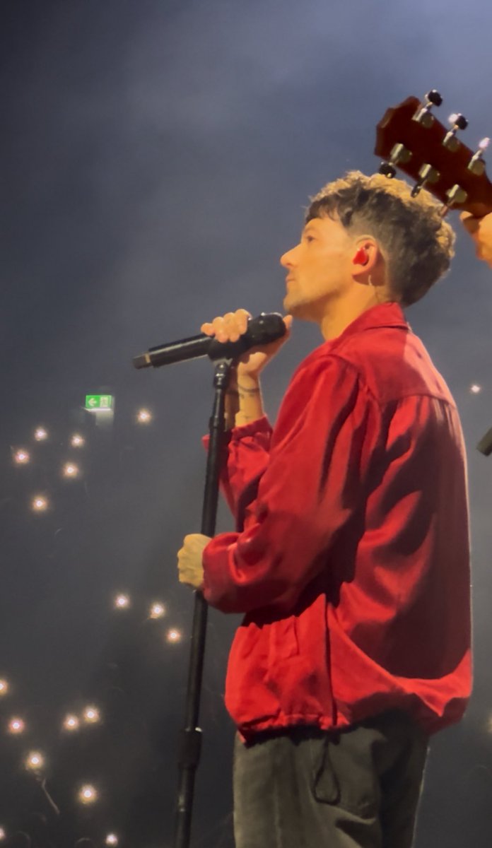 zuzia MET LOUIS ⊬ tweet media