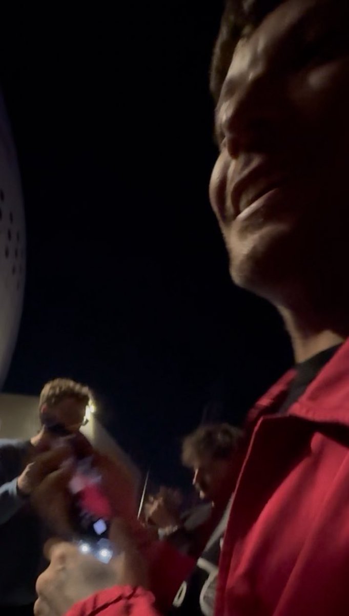 zuzia MET LOUIS ⊬ tweet media