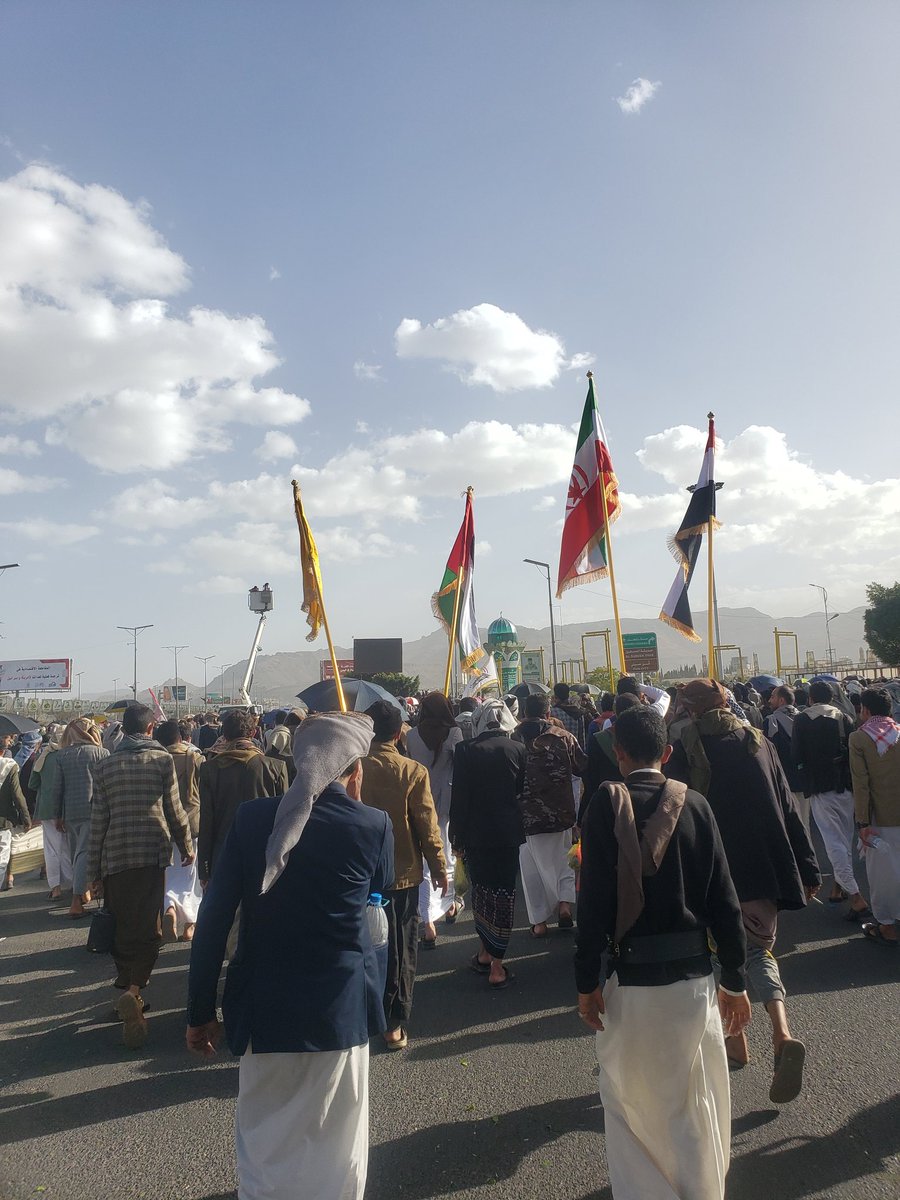 على العهد tweet media