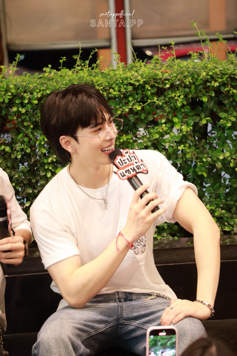 SANTAPP OFFICIAL TH tweet media