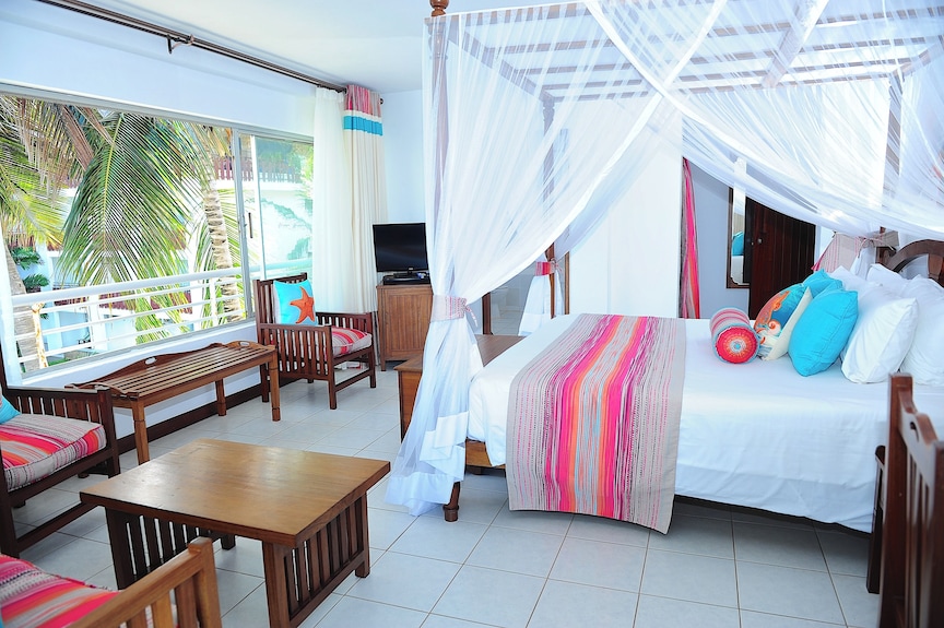 Perfect Strangers Safaris tweet media