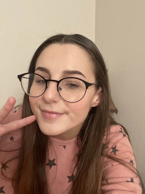 Sarah Schubert tweet media