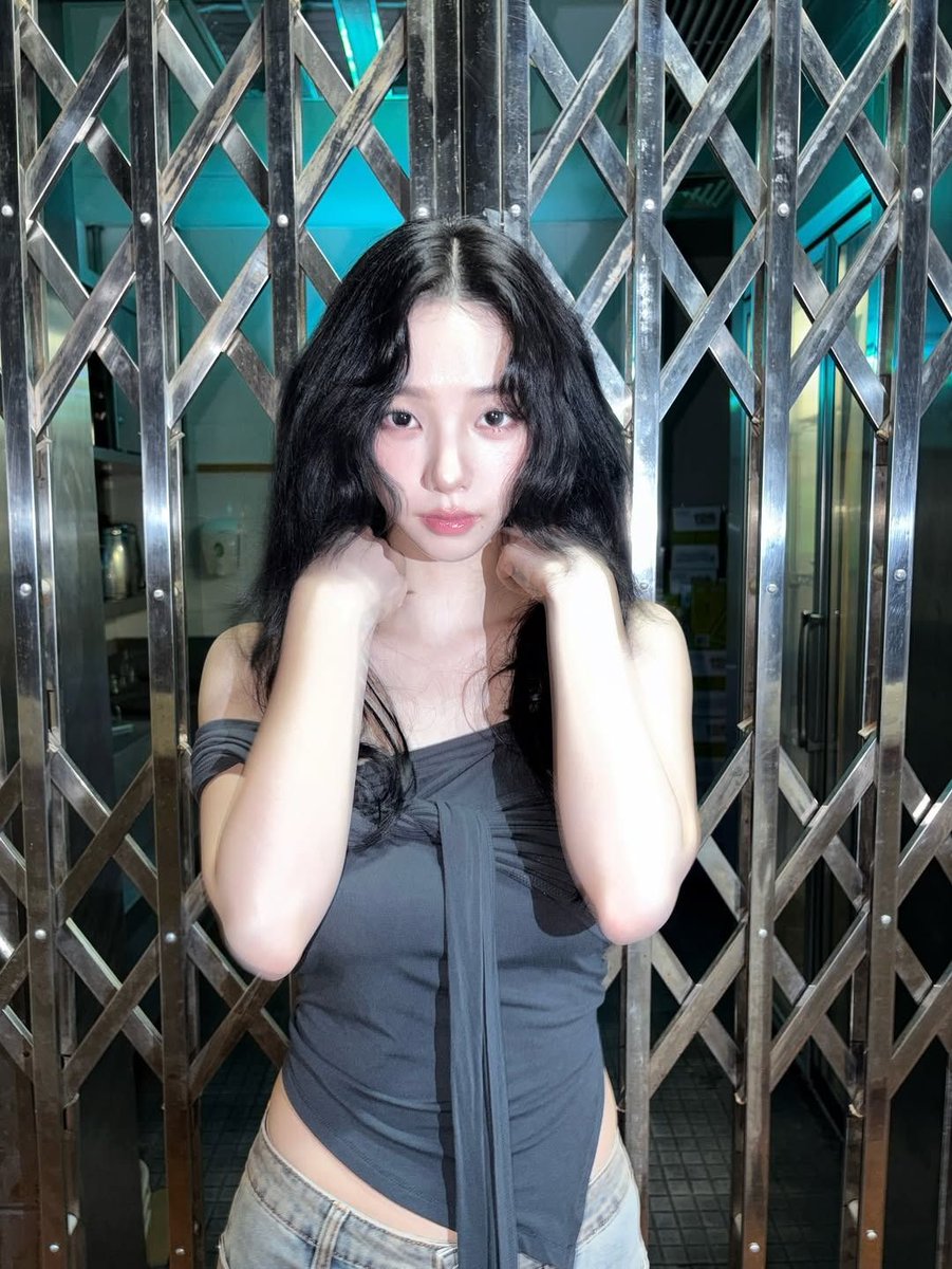 Woodsy Corner. tweet media