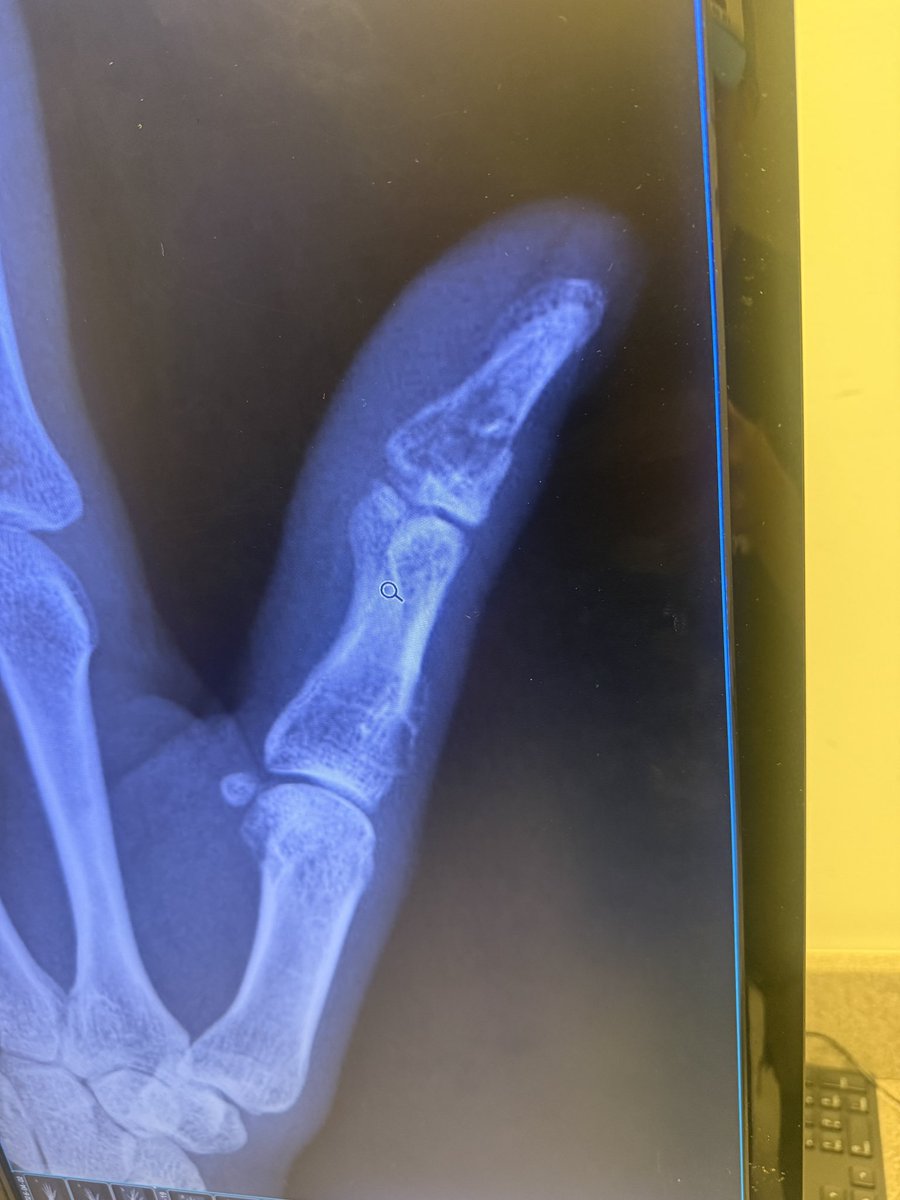 Heather Vahn tweet media