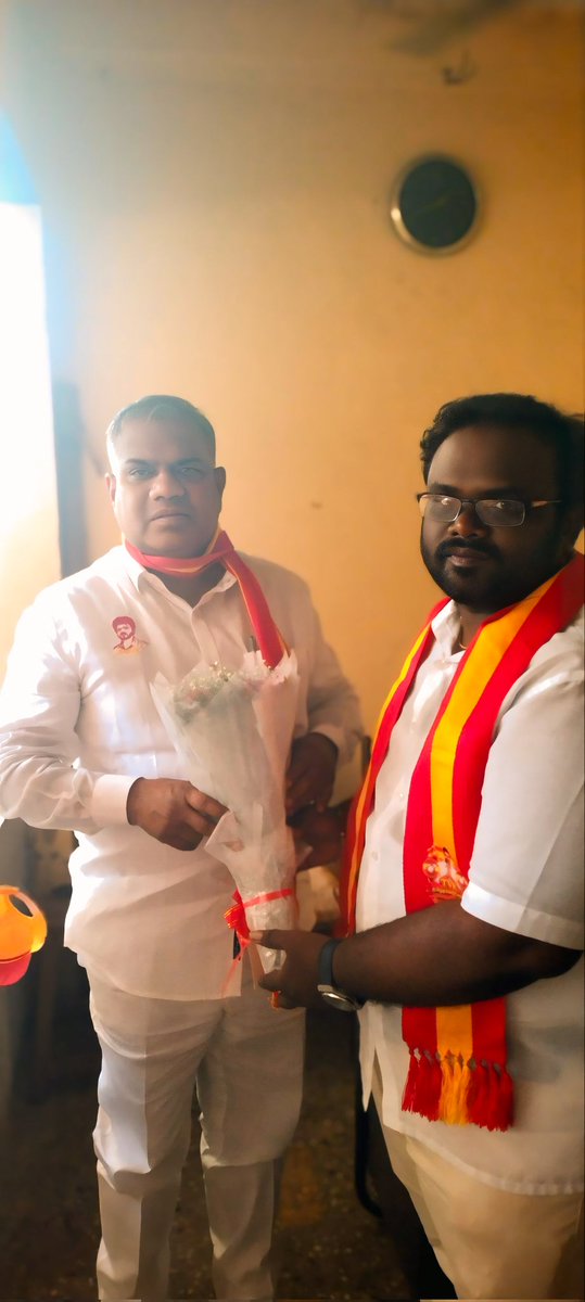 தியாகராய நகர்   மக்களின் மனதை வென்ற வெற்றி வேட்பாளர் 🔥
நமது கழக பொதுச் செயலாளர் ஆசான் @Bussyanand அவர்களின் தேர்தல் பிரச்சாரம் உற்சாக உச்சத்தில்!

ஒவ்வொரு வீட்டிலும் வரவேற்பு…
ஒவ்வொரு மனதிலும் நம்பிக்கை…
தியாகராய நகர் முழுவதும் வெற்றிக் குரல் எழுகிறது!

#ThyagarayaNagar #TVK