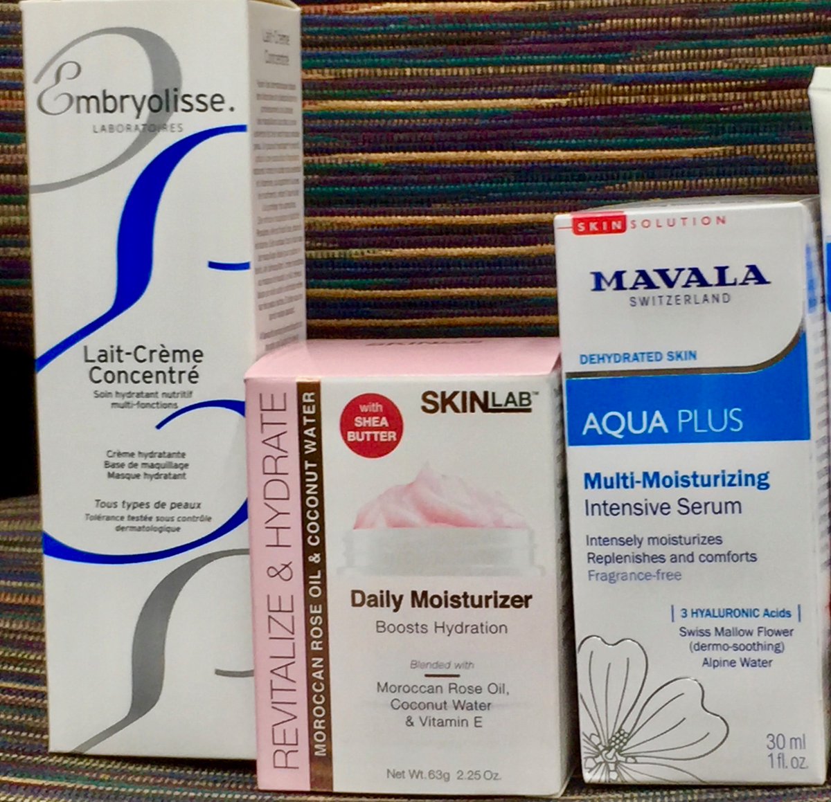 ホィットニー薬局 
多種のビタミンやヨーロッパのスキンケア製品、ボディー＆バス用品が充実。日本で未販売のものもあるのでお土産にも喜ばれます。
詳細 metropagesjapan.com/shopping/varie…
whitneychemists.com

#薬局 #お土産 #ニューヨーク #ビタミン #コスメ #スキンケア #ボディケア #バスボディ