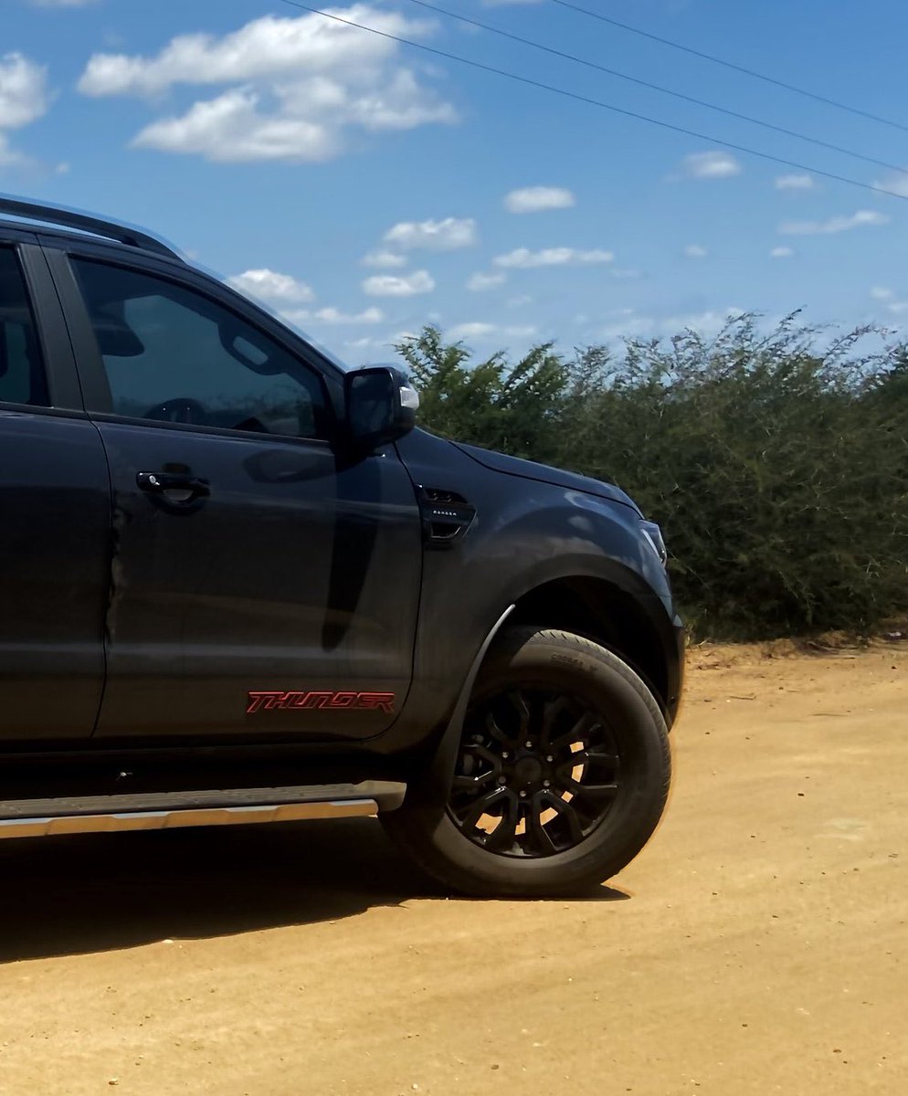 Bra Peter tweet media