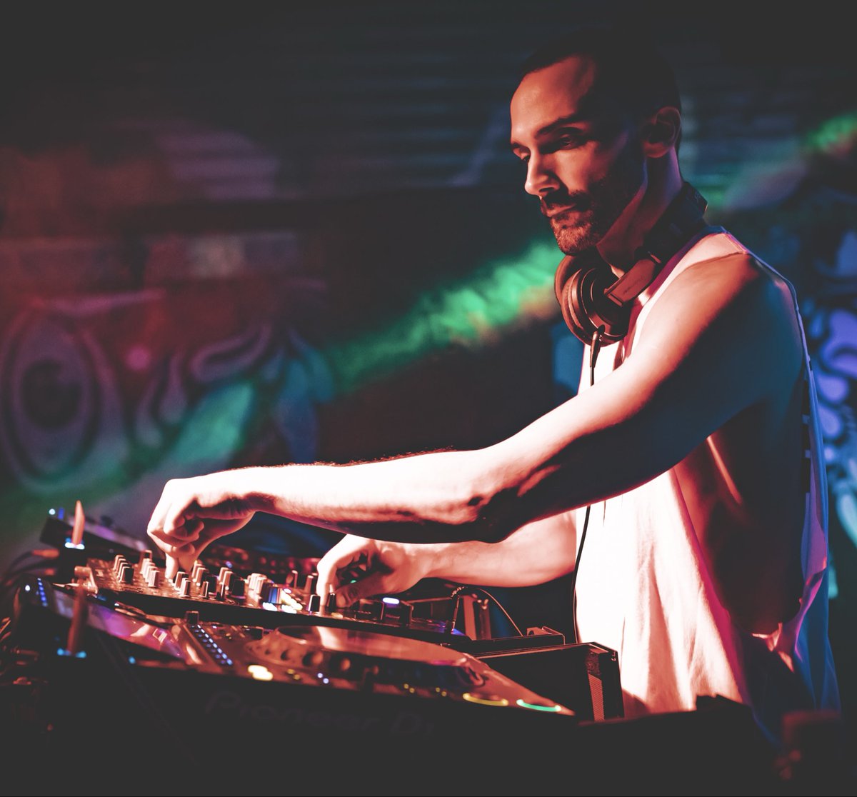 DrittoOfficial's tweet image. Let's get this party started 🍒

Join us: linktr.ee/DRITTO

#Electronica #DRITTO