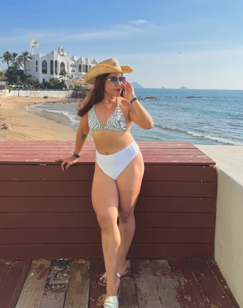 Con Uniforme/ Sin uniforme tweet media