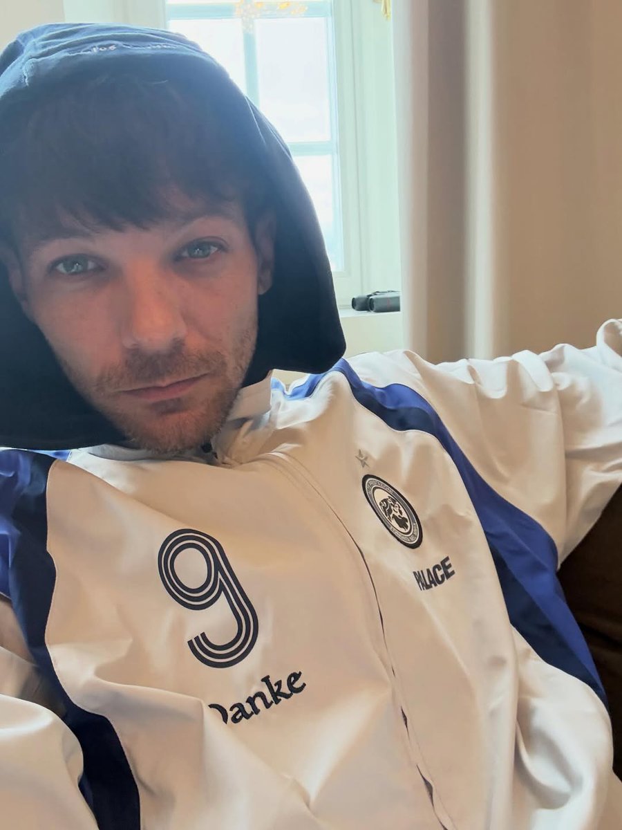 World Tomlinson tweet media