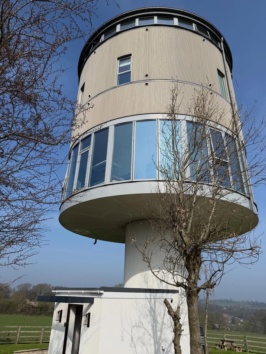 World Tomlinson tweet media