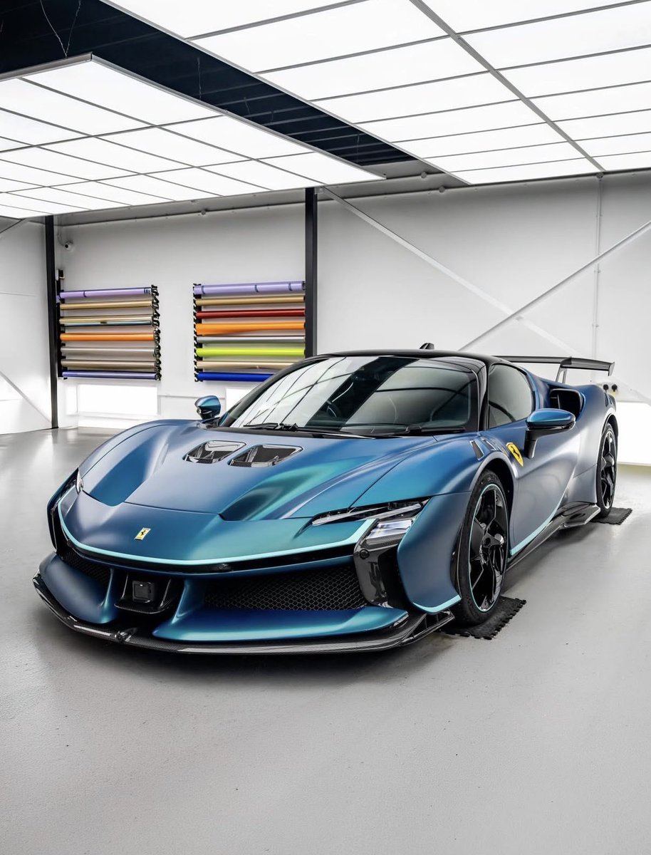 LUX Cars tweet media