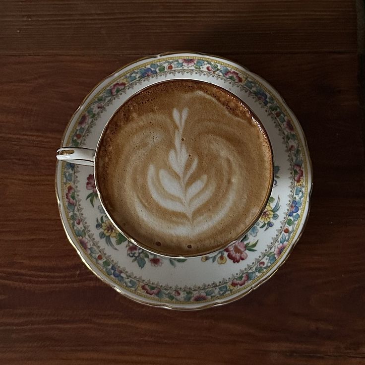 نُور : tweet media