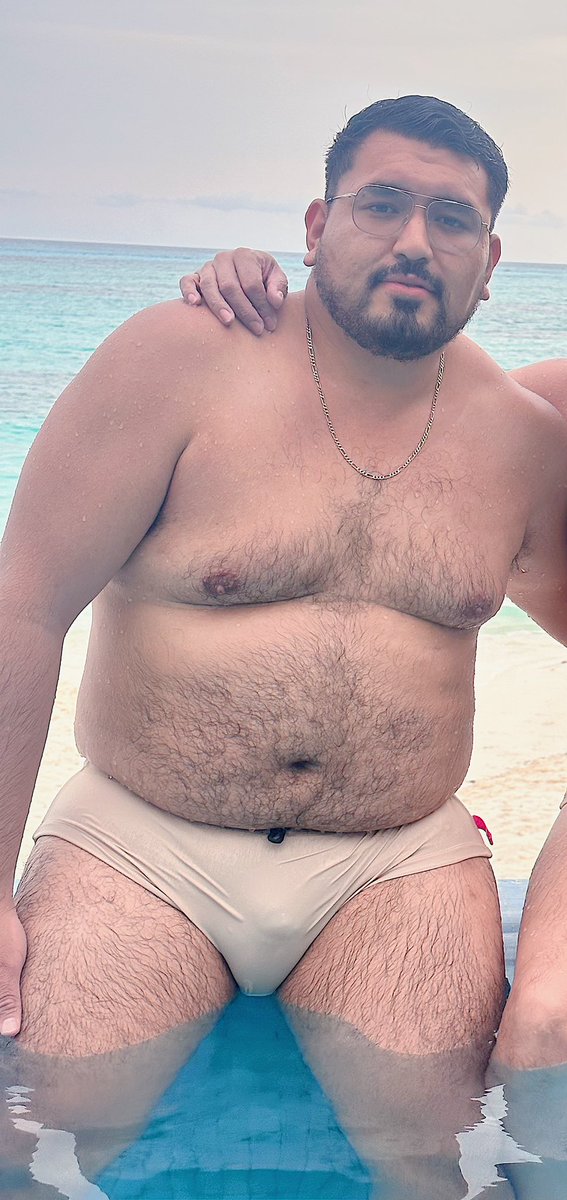 RealConservBear's tweet image. Hear yee, hear yee!

It is once again the day of the week in which we celebrate delicious thicc bois in all their gorgeous chubby beauty! A very happy Fat Boy Friday to all my friends and followers - and to anyone else who loves enchanting Chonju men!

#FBF #FatBoyFriday