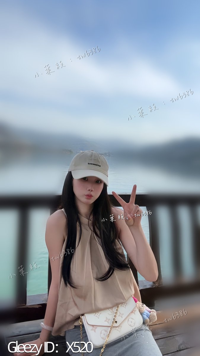 小葉隨風飄 tweet media