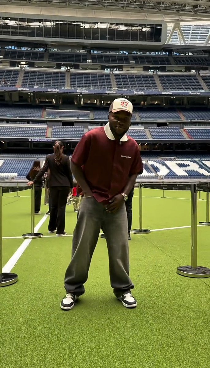 ochola..🦅⚠️ tweet media