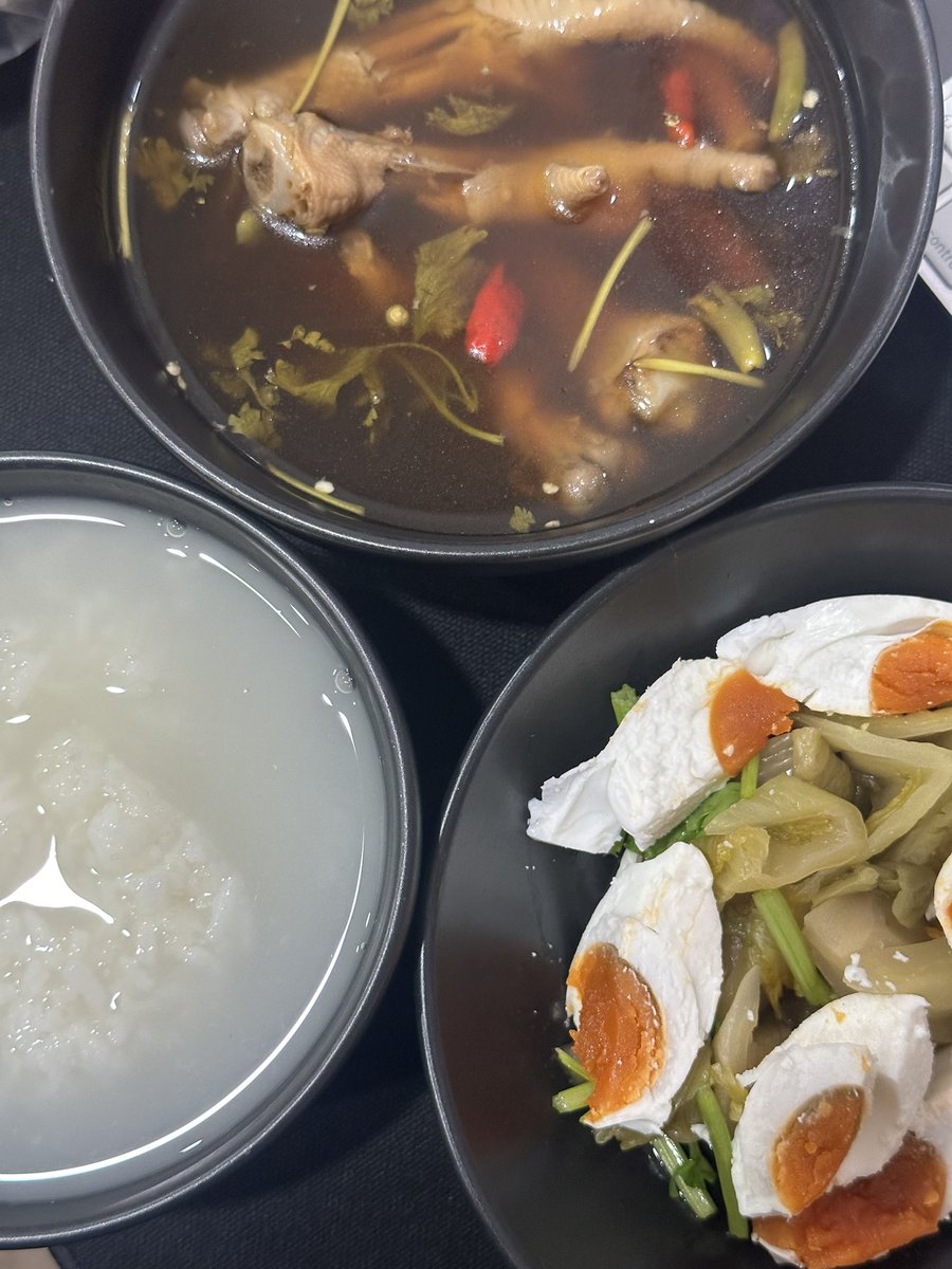 인형｡𖦹°‧ tweet media