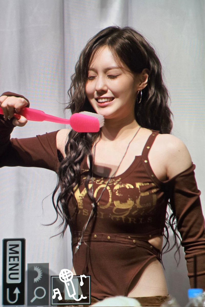 𝐬𝐢𝐧𝐠𝐟𝐨𝐫𝐔. tweet media