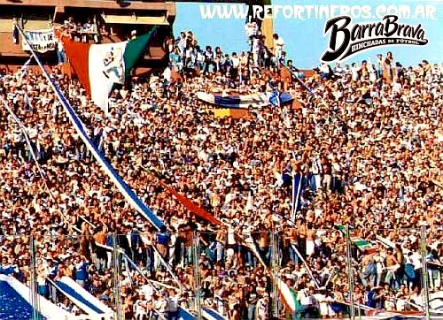 Vamos los Fortineros
Si no existís me muero 
Las demás hinchadas
Nunca lo comprenderán 
Vamos los Fortineros
Pongamos huevo
Que hay que ganar 
Aunque ganes o pierdas
En cualquier cancha 
YO VOY A ESTAR 🎵 

#Vélez 🟢⚪️🔴
