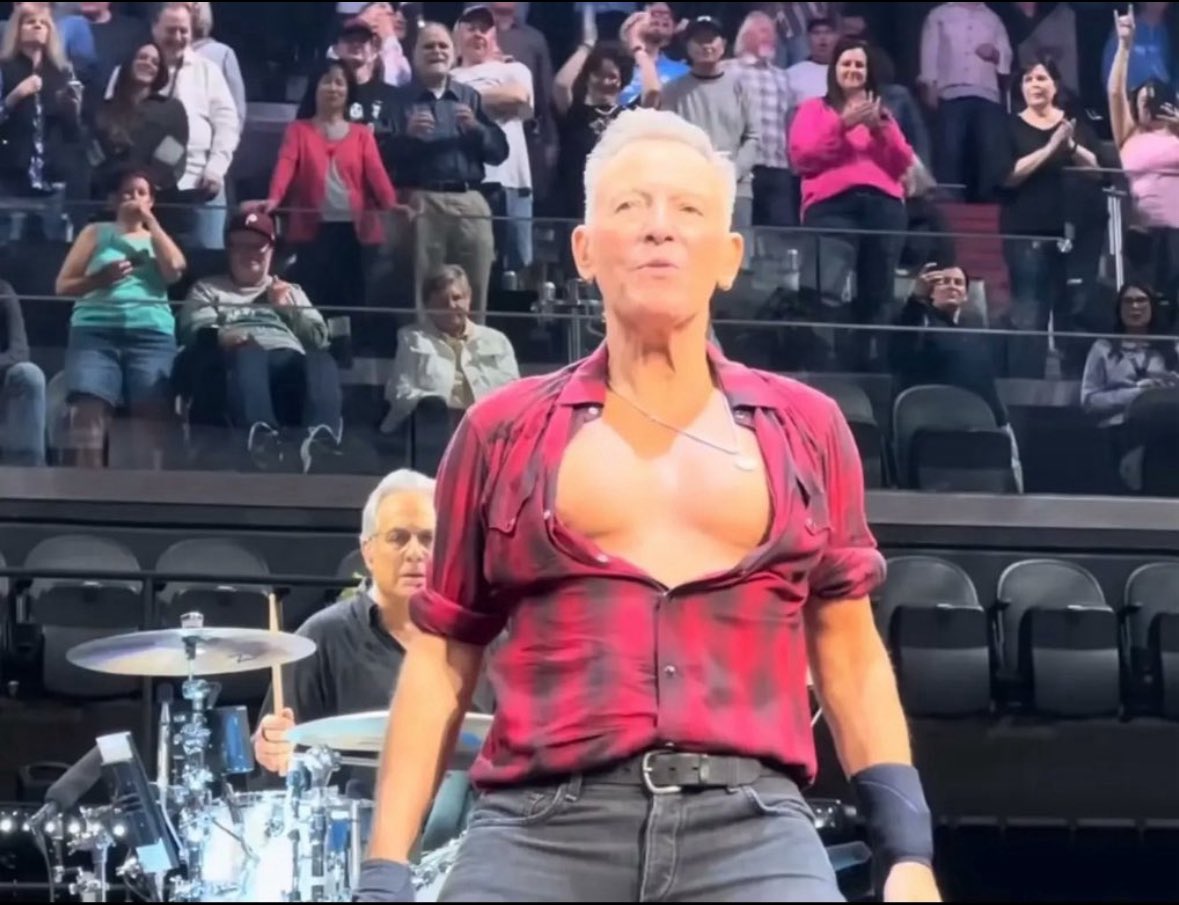 TrumpsHurricane's tweet image. President Trump just said Bruce Springsteen looks like a dried up prune as a result of very bad plastic surgery. 

What are your thoughts ??