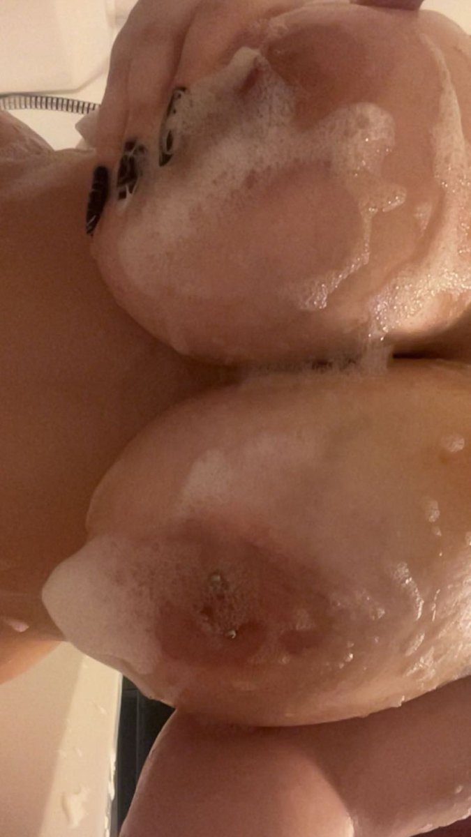 theri ⋆୨୧˚✧ tweet media