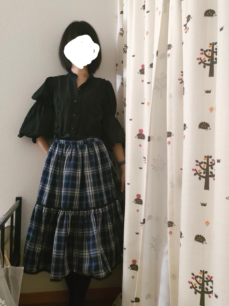 にょの tweet media