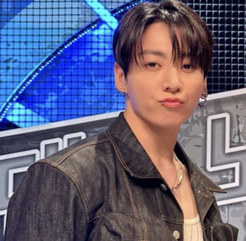 Lay #jjk lore tweet media