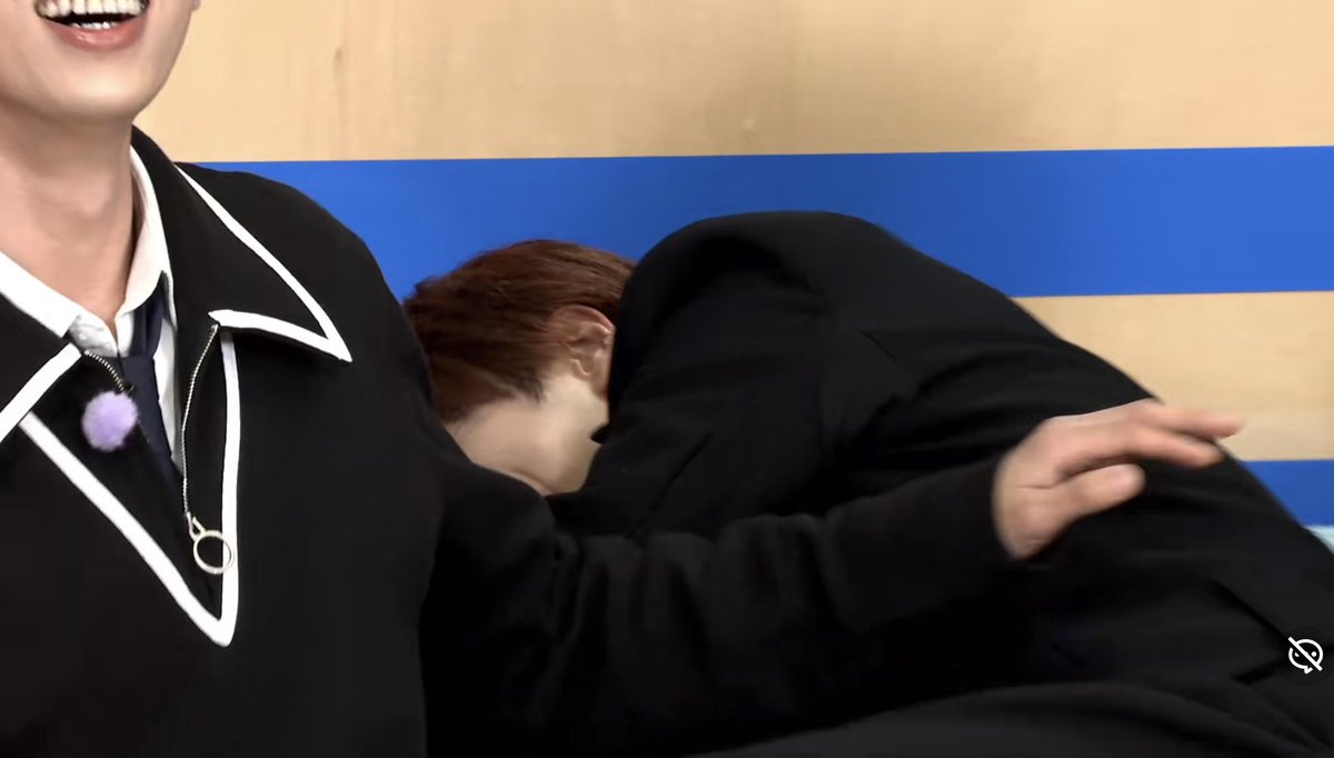 ◜𖥦◝ tweet media