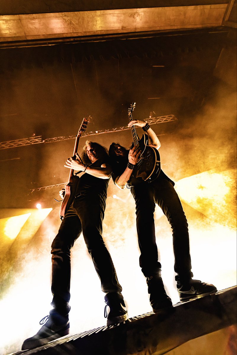 Testament tweet media