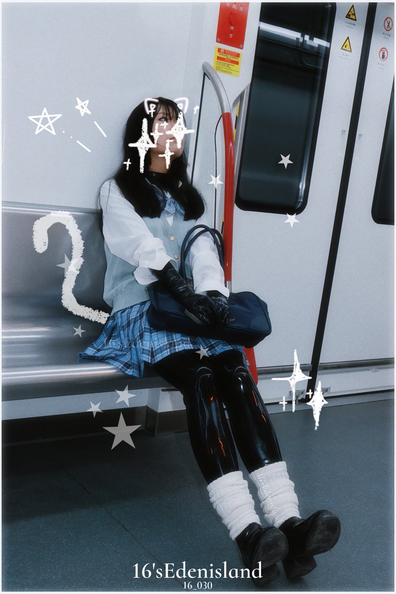 16_030's tweet photo. -

通學路4

-
#rubberfashion #rubber #latex  #latexfashion #乳胶 #乳胶衣 #乳膠衣 #膠衣 https://t.co/5hMGi4o9W9